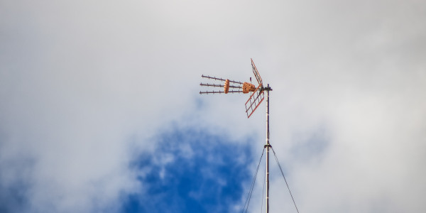 Certificado / Certificación de ICT Telecomunicaciones en Zaragoza · Televisión digital y satelital