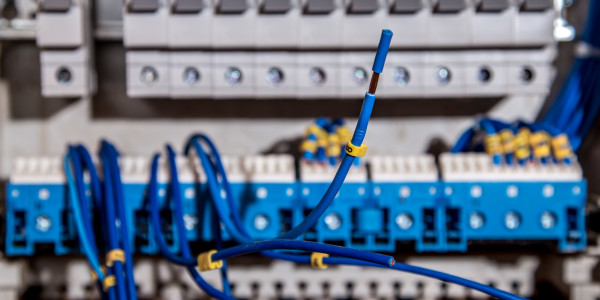 Infraestructura Común Telecomunicaciones en Zaragoza · Desarrollo de sistemas de conectividad para dispositivos inteligentes