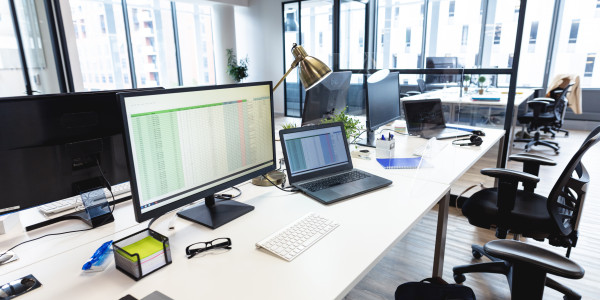 Proyectos de ICT Oficinas / Locales Comerciales en Zaragoza · Wi-Fi y redes privadas